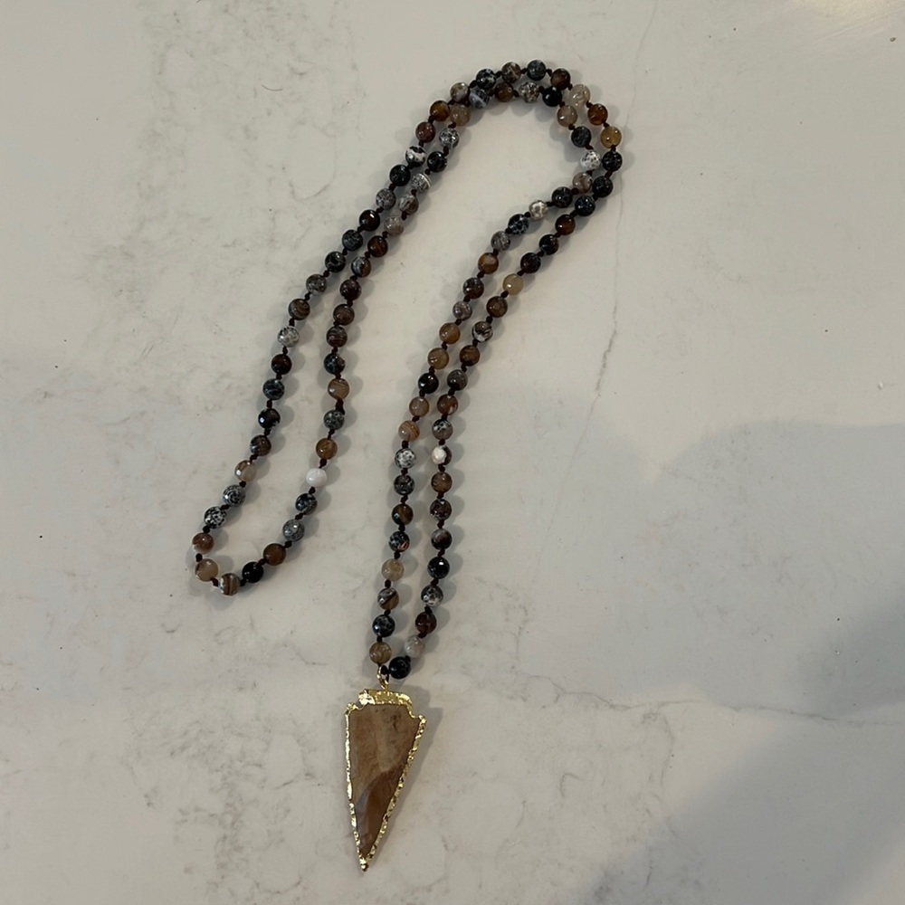 Boutique necklace